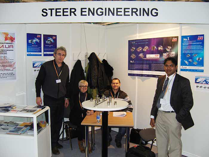 Стенд STEER ENGINEERING Pvt. Ltd (Индия) и ООО Полимер-инжиниринг (Украина)